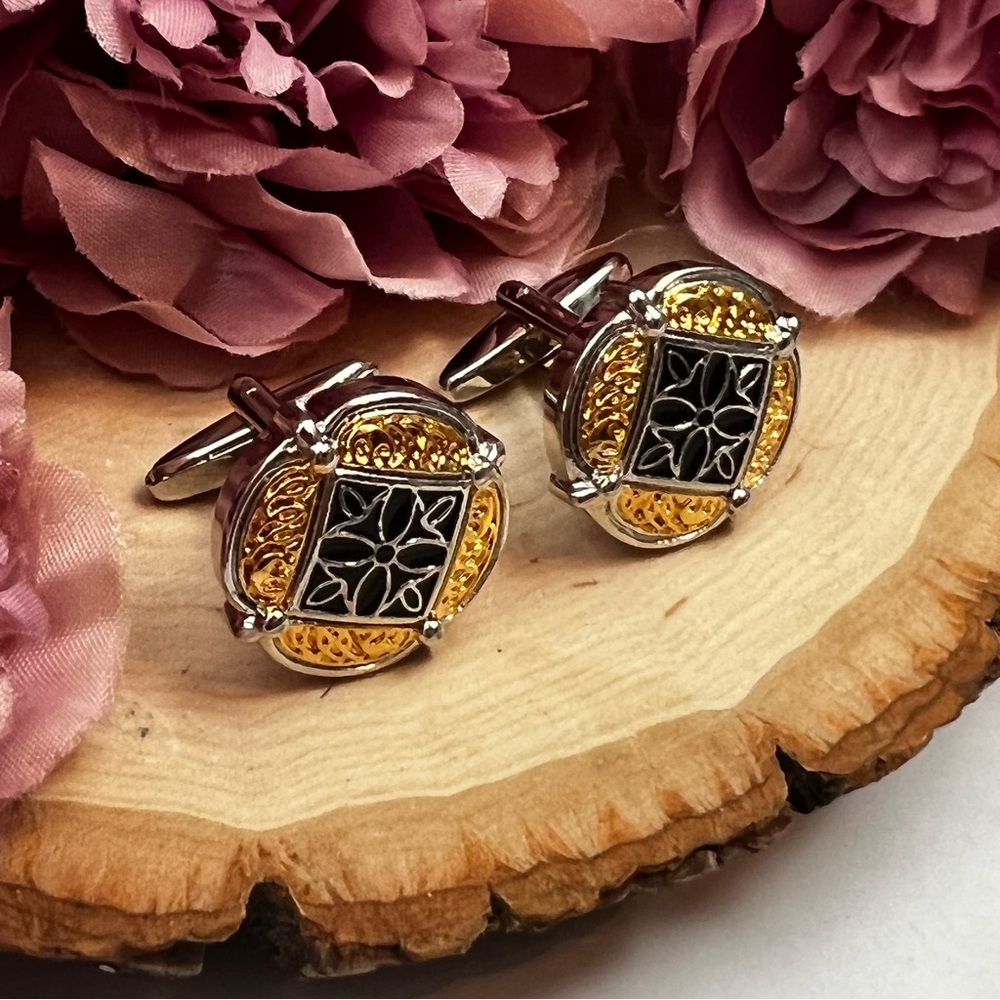Elegant Gold and Black Cufflinks with Silver Fleury Cross - Picture 5 of 16